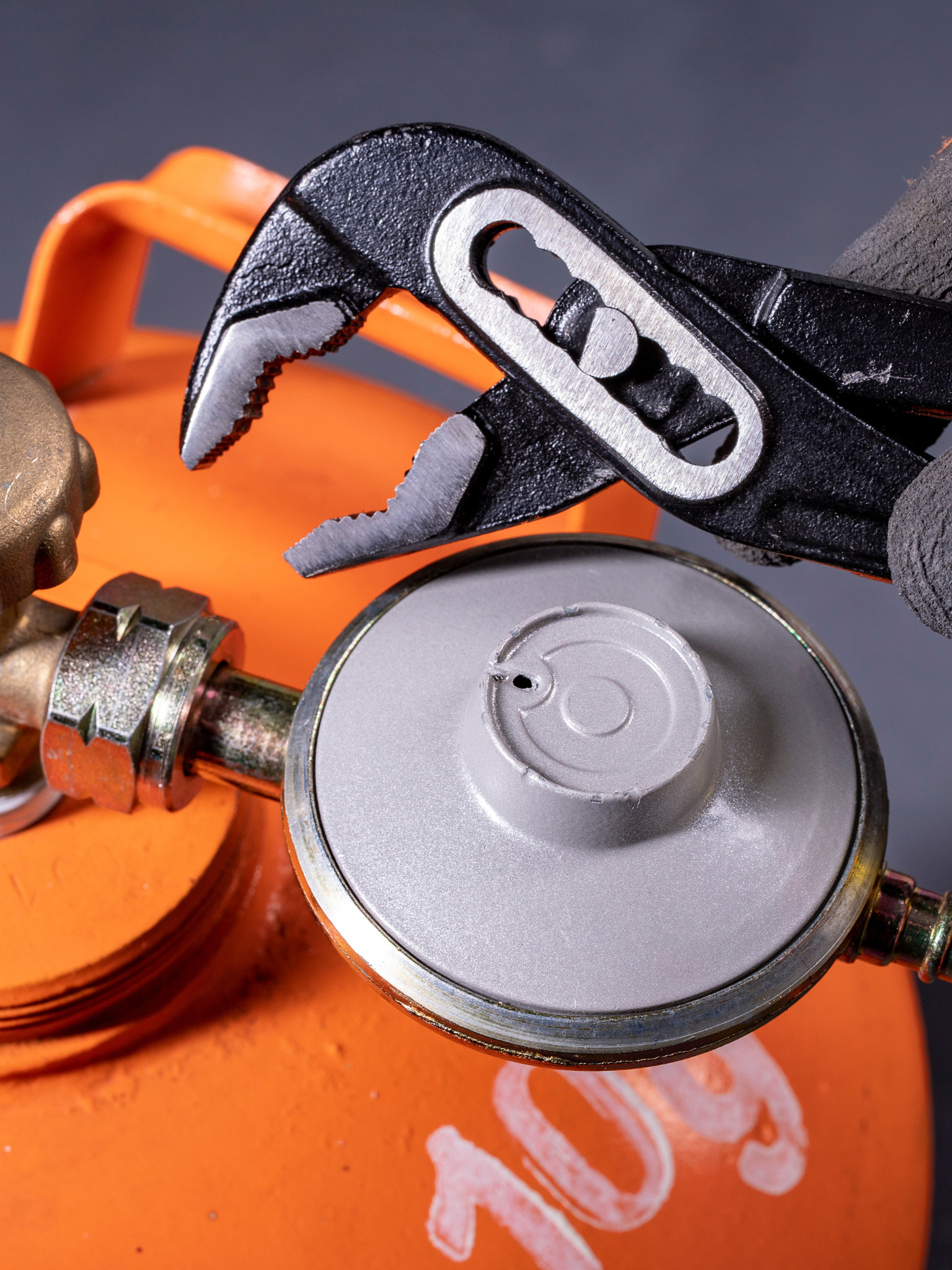 gas safe registered engineer near me Manchester, M1-M40